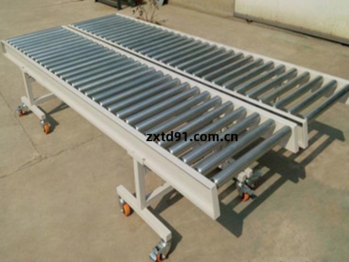 無動(dong)力滾(gun)筒輸(shu)送線