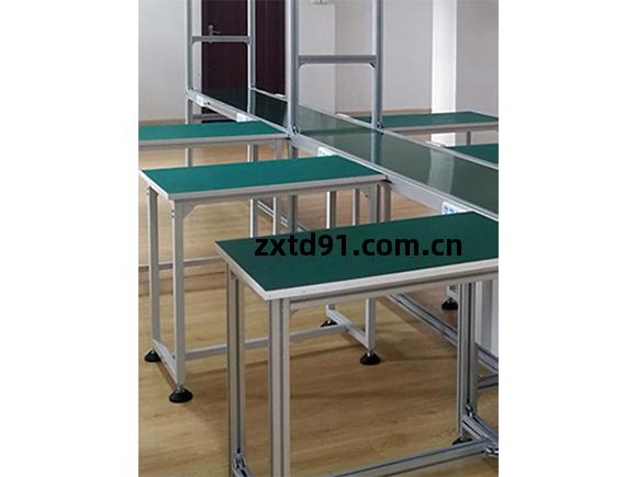 流(liu)水(shui)線(xian)輸(shu)送工(gong)作(zuo)臺(tai)