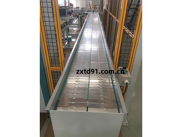 鏈板(ban)輸(shu)送機(ji)