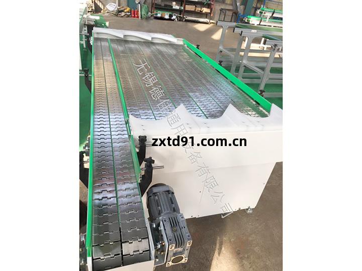 多排(pai)鏈(lian)板(ban)輸(shu)送線